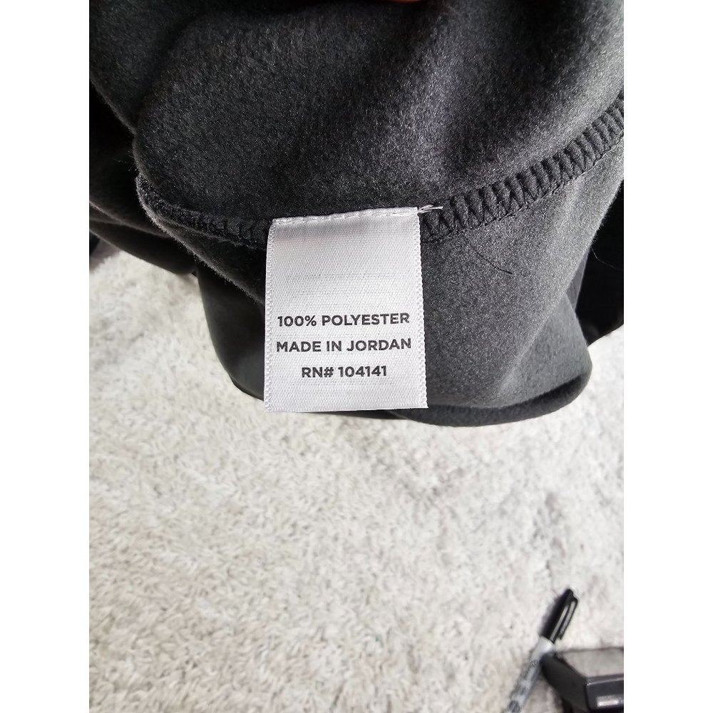 Walter Hagen Golf Black Quarter-Zip Pullover Sweatshirt - Picture 4 of 9